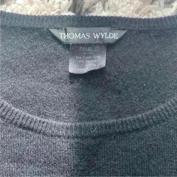 Thomas Wylde Cashmere Sweater - Picture 4 of 4